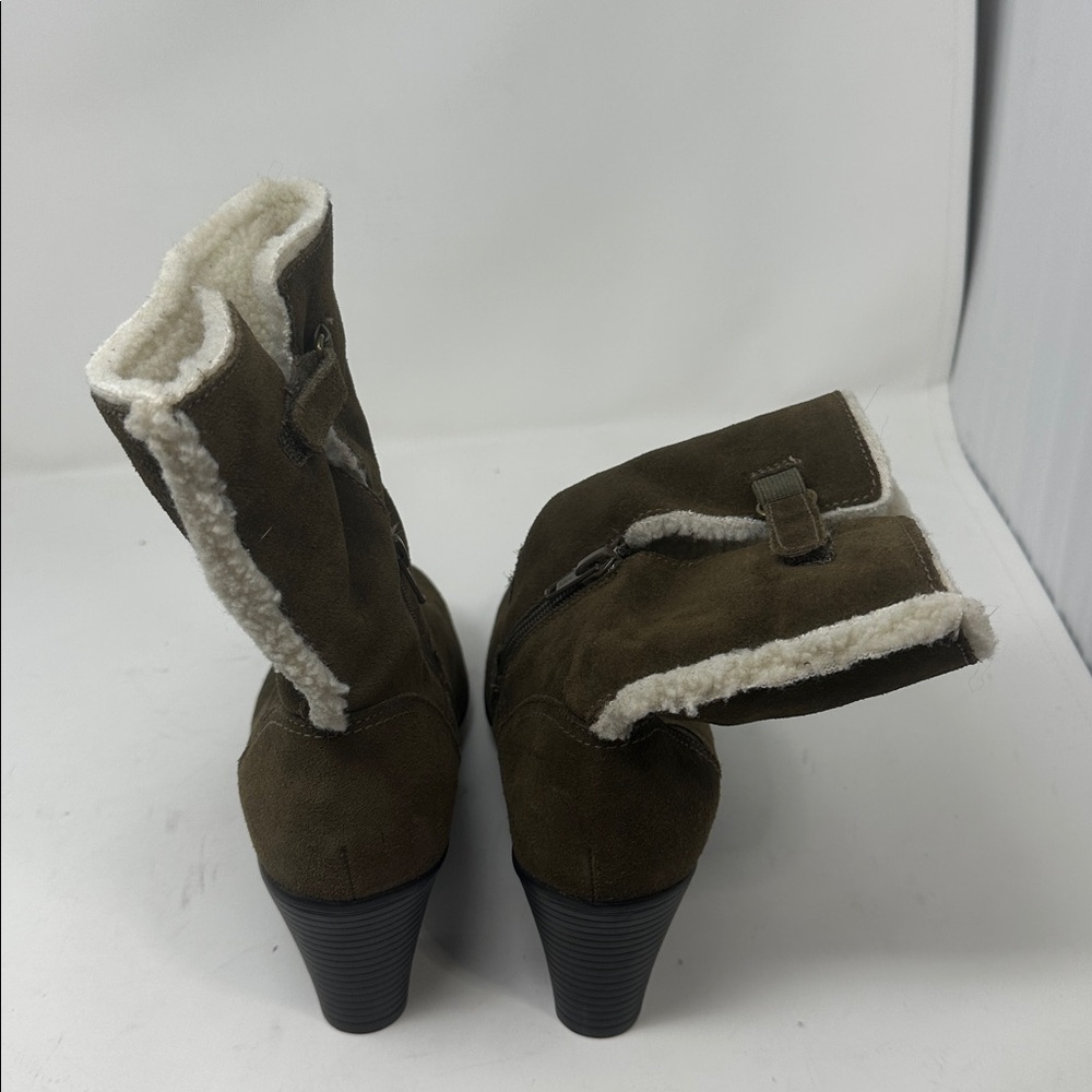 Clarks boots Size 7 - Picture 5 of 8